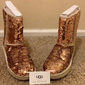 Ugg Classic Short Sequin- Gold